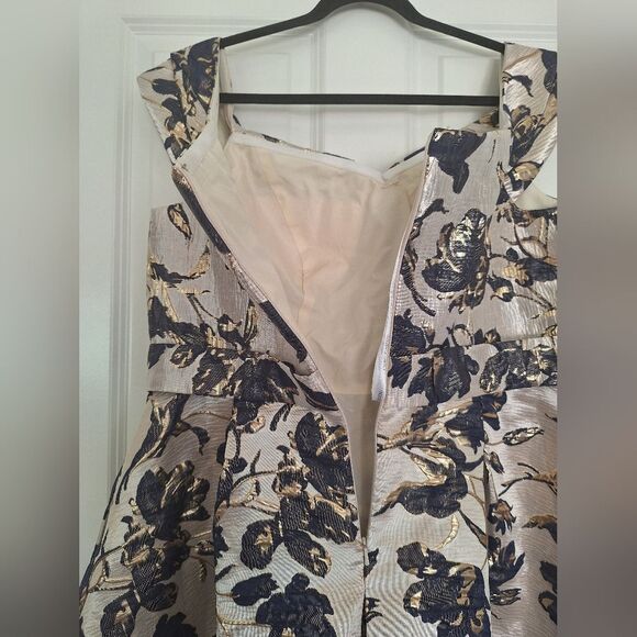 OLEG CASSINI DAVID’S BRIDAL WEDDING DRESS SIZE 16 NEW - Picture 3 of 10